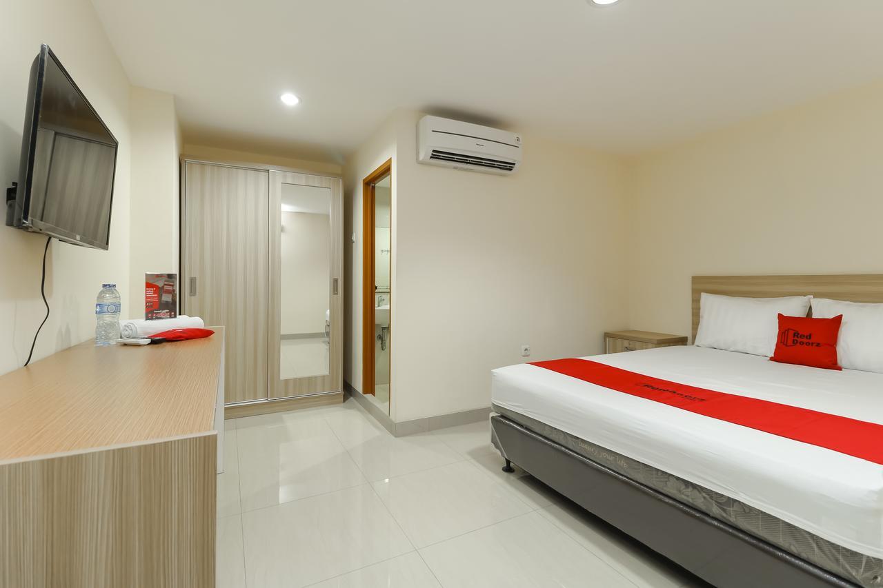 Reddoorz Near Harmoni Gajah Mada Hotel Jakarta Eksteriør billede