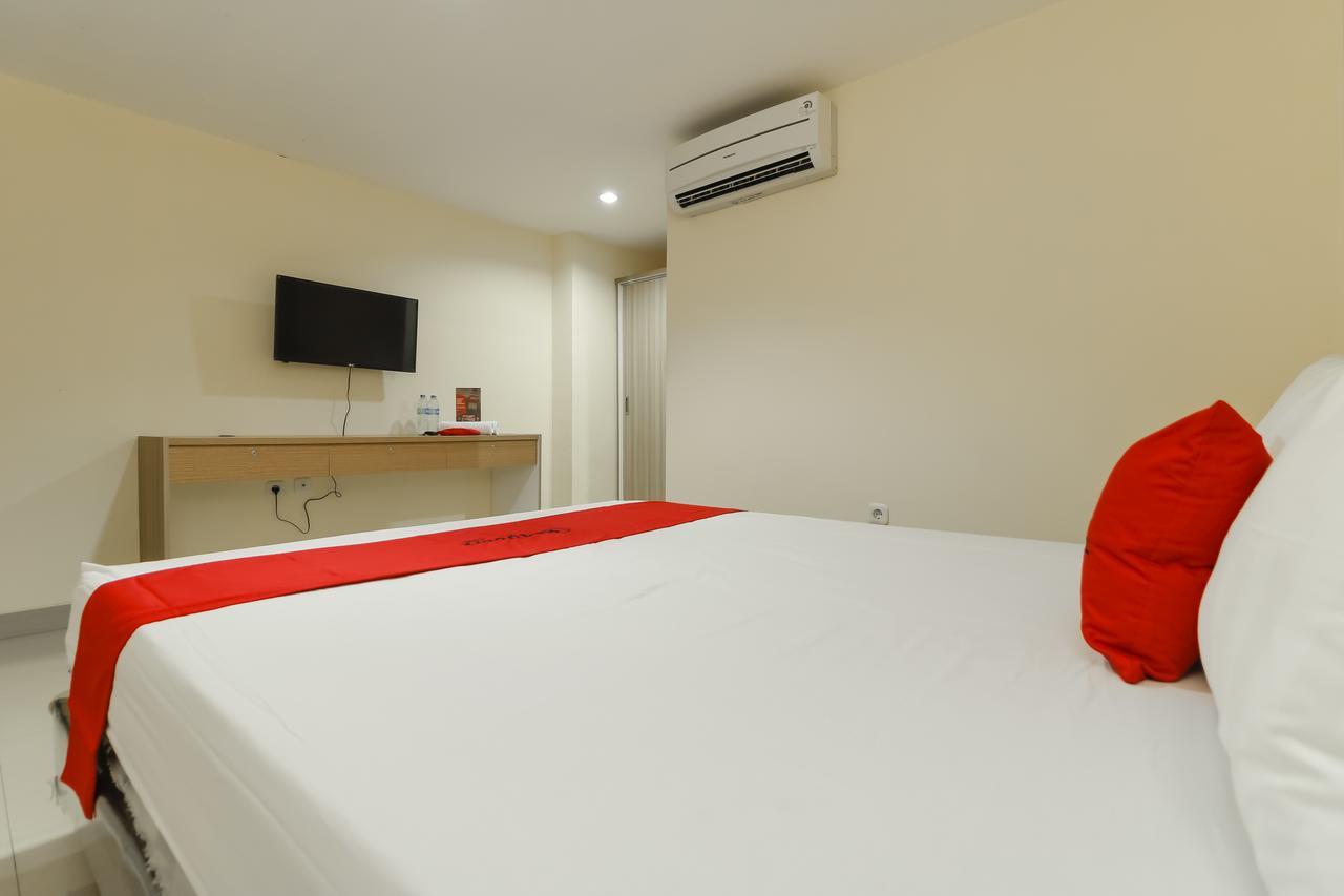 Reddoorz Near Harmoni Gajah Mada Hotel Jakarta Eksteriør billede